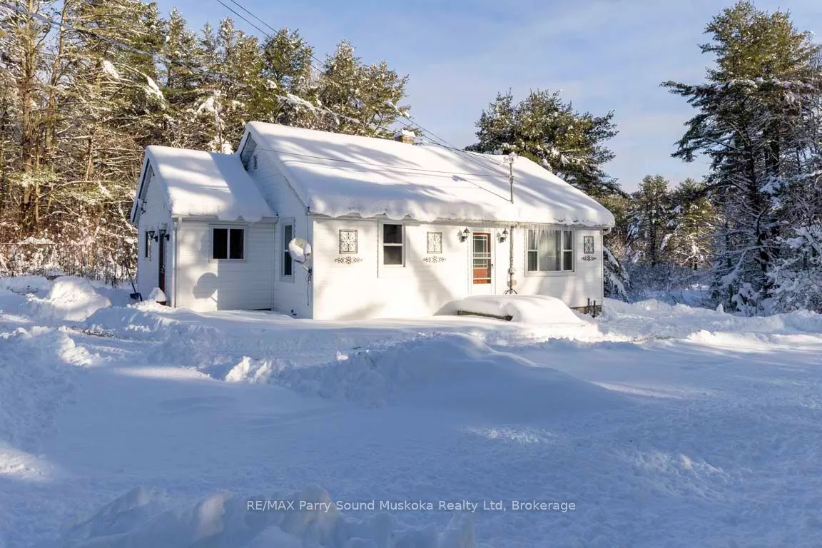 310 Rankin Lake Rd, Seguin, ON P2A 0B2