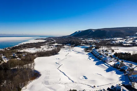 129 GEORGIAN BAY Lane, Blue Mountains, ON N0H 1J0