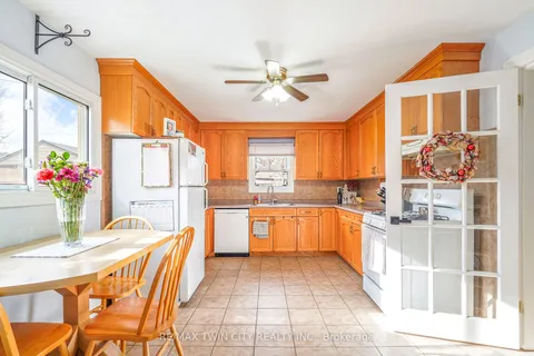 99 Superior St, Brantford, ON N3S 2K7