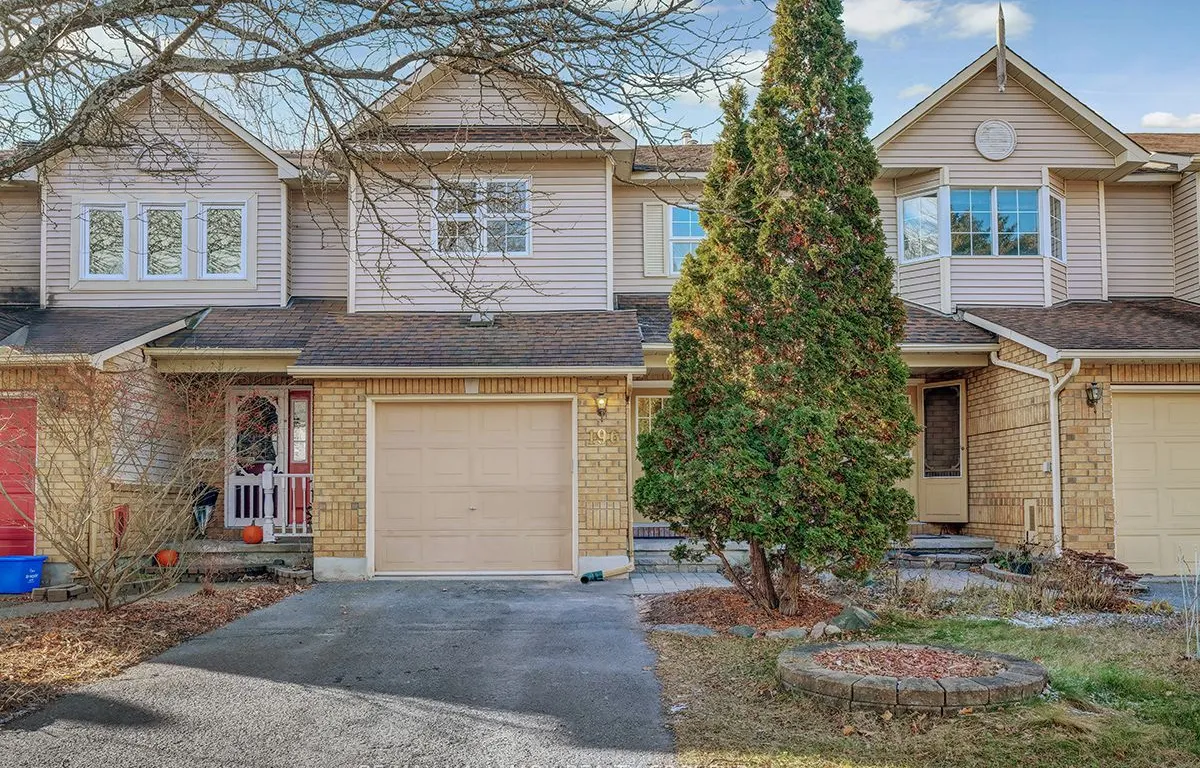 196 Blackdome Cres, Kanata, ON K2T 1A6