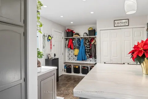 291 CENTRAL Ave, Fort Erie, ON L2A 3T4