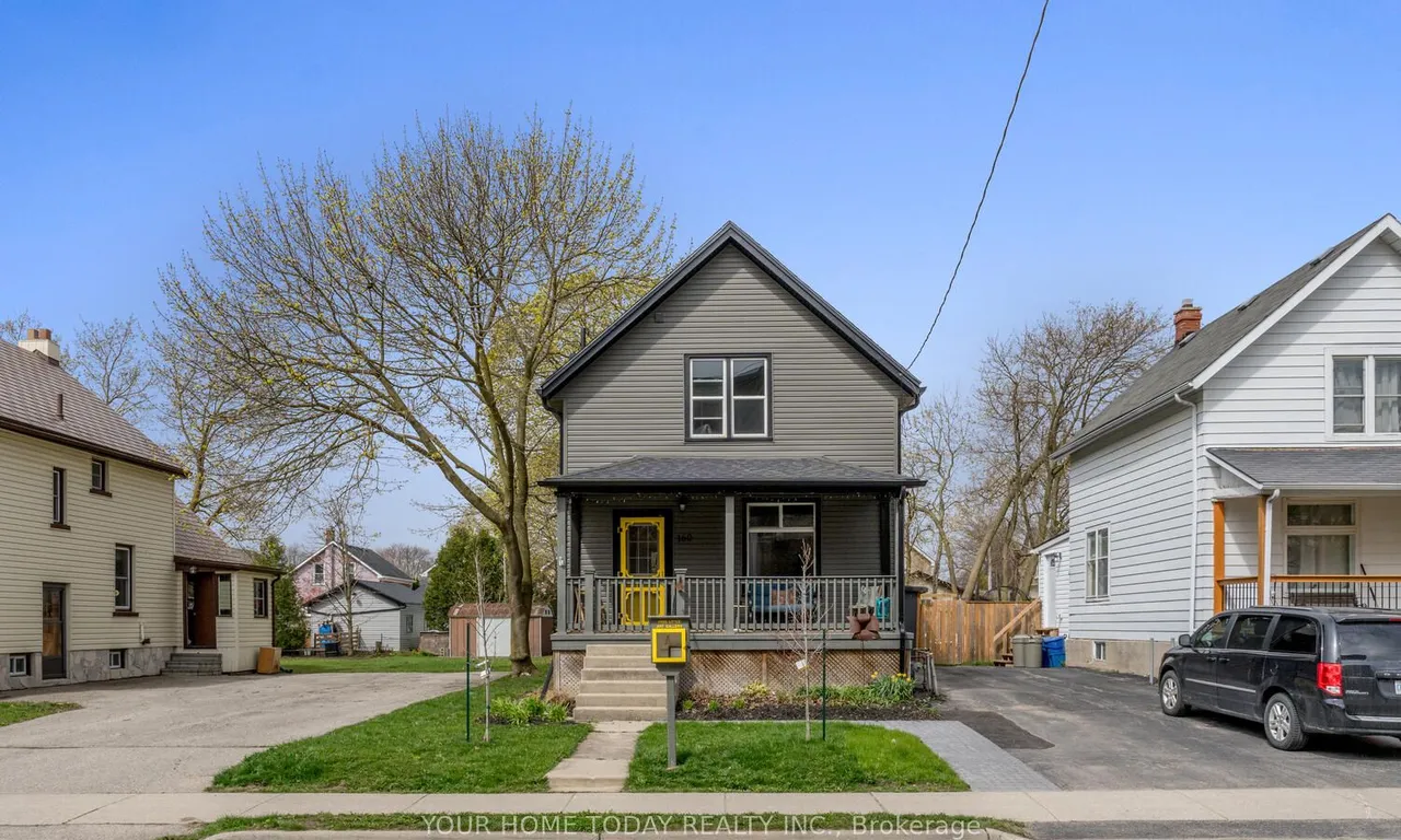 160 King St, Stratford, ON N5A 4S1