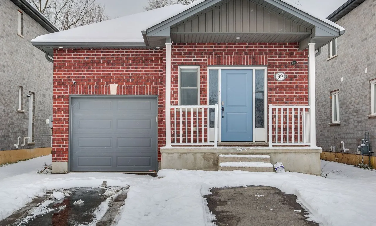 39 Yvonne Cres, London, ON N5Z 0A6