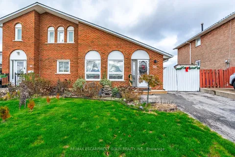 51 LEGGETT Cres, Hamilton, ON L8W 2A5