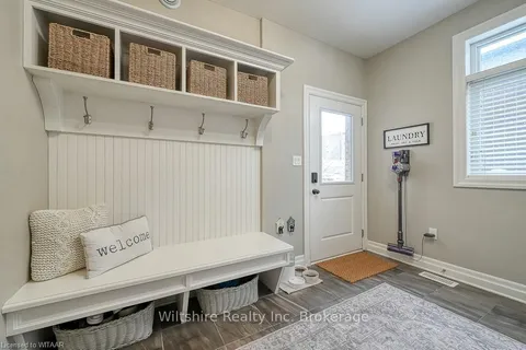 82 FIELDSTONE Cres, Middlesex Centre, ON N0L 1R0