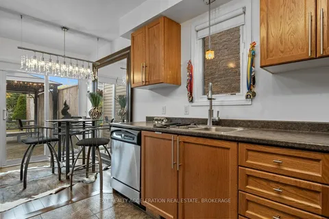 1209 Pixley Pl, Kingston, ON K7M 0A1
