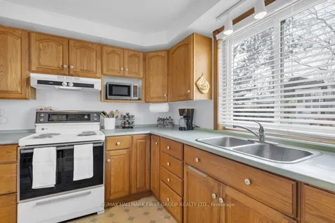 4601 Highway 37, Centre Hastings, ON K0K 3H0