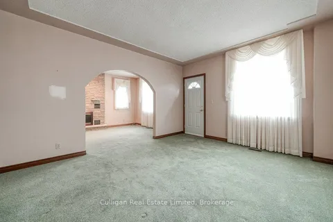 6311 Hamilton Rd, Thames Centre, ON N0L 2B0