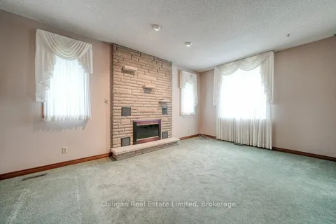 6311 Hamilton Rd, Thames Centre, ON N0L 2B0