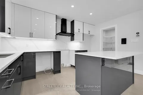 1203 Honeywood Drive, ON N6M 1C1