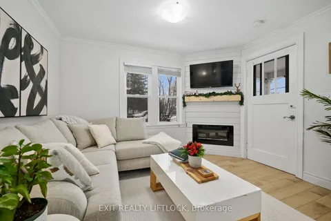 580 King George St, Peterborough, ON K9J 1S4