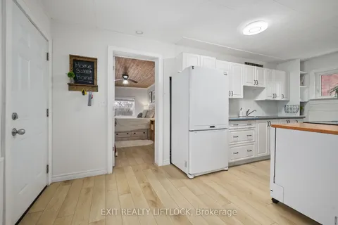 580 King George St, Peterborough, ON K9J 1S4