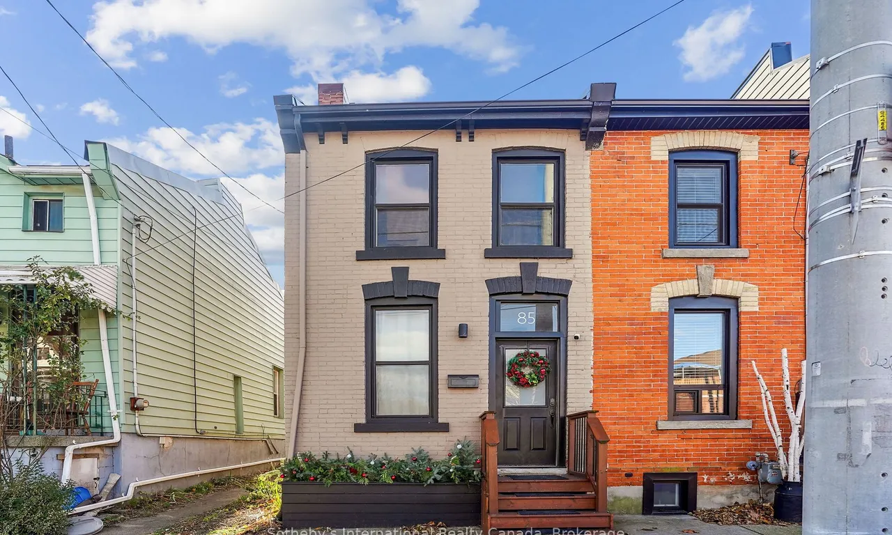 85 Barton St, Hamilton, ON L8L 1A7