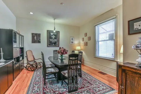 149 JOHN St, London, ON N6A 1N7