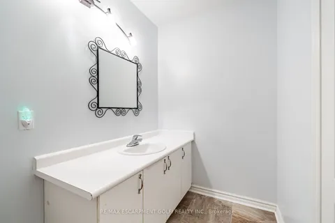 191 Williamson Dr, Haldimand, ON N3W 1A5
