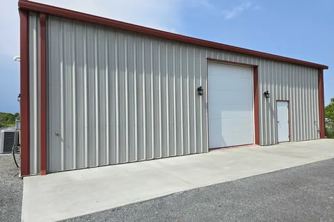 13762 Loyalist Parkway, Prince Edward County, ON K0K 1A0