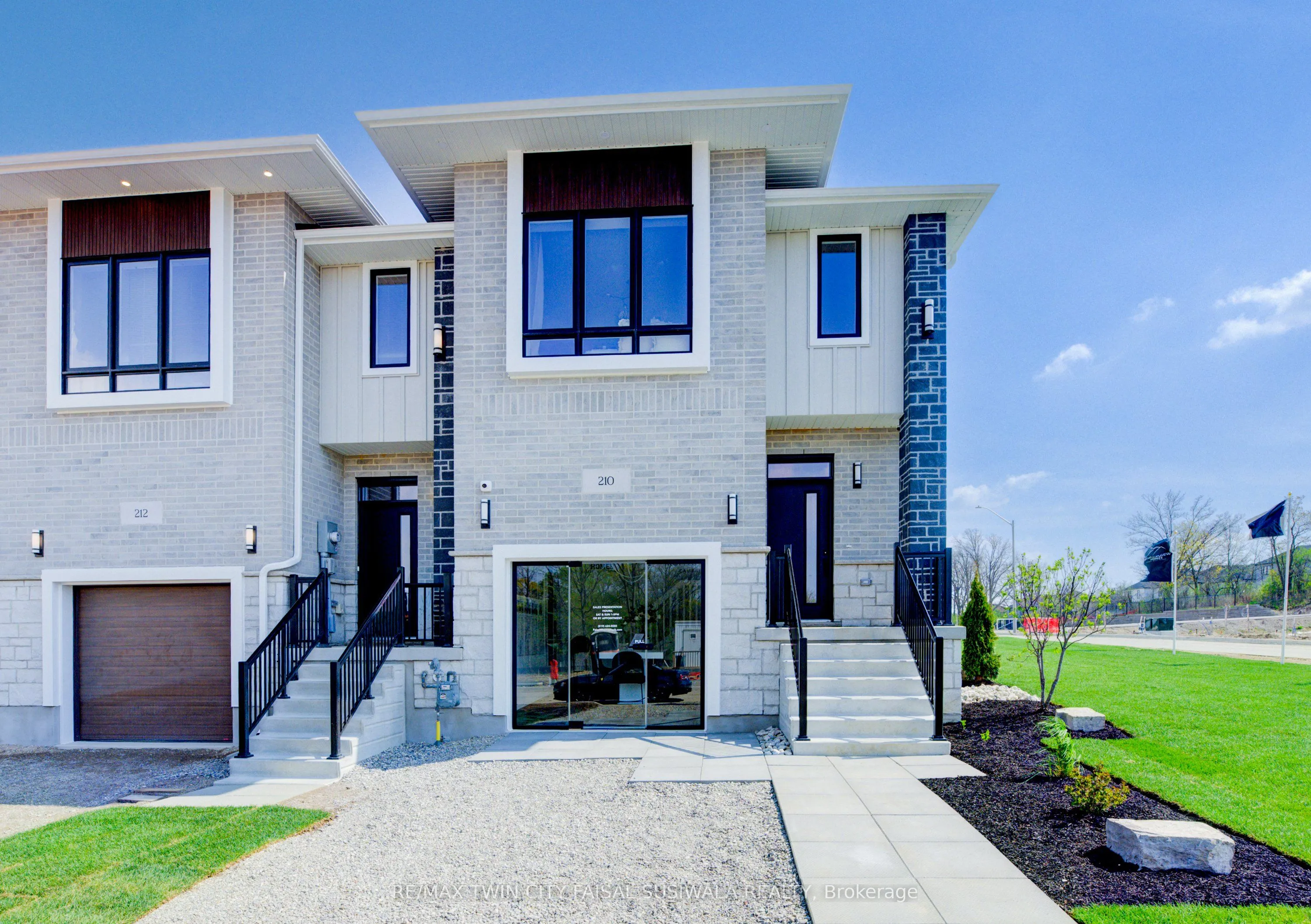 256 GREEN GATE Boulevard, Cambridge, ON N1T 2C5