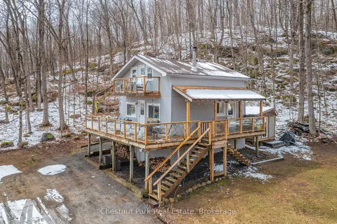 136 VERNON Lane, Huntsville, ON P1H 2J2