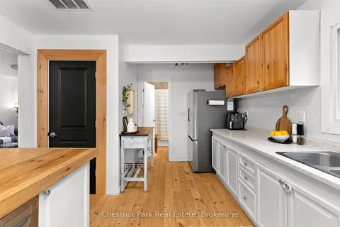 136 VERNON Lane, Huntsville, ON P1H 2J2