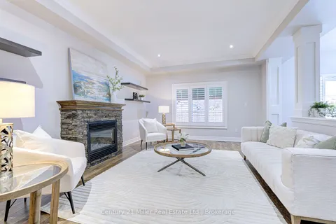 23 Blackburn Lane, Hamilton, ON L0R 1W0