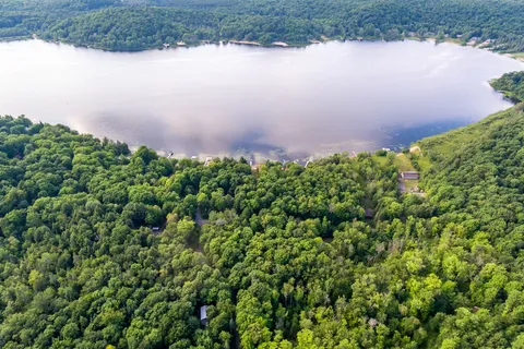 1106 DELIA Rd, Bracebridge, ON P0B 1L0