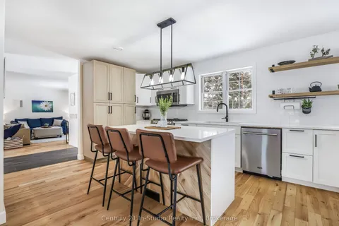 9 Maple Drive, Northern Bruce Peninsula, ON N0H 1Z0