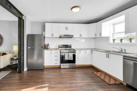 14 Keith St, Hamilton, ON L8L 3S1