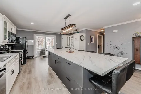 6 Abraham Dr, Stratford, ON N5A 8A9