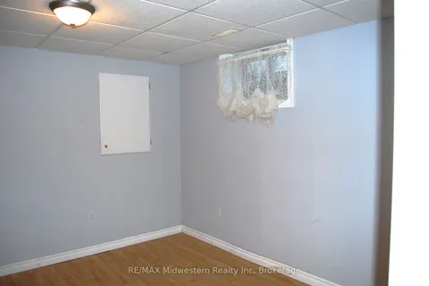 140 John St, Minto, ON N0G 1Z0