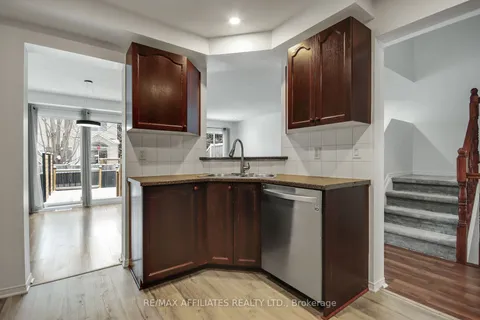 1343 Halton Terr, Kanata, ON K2K 3J2