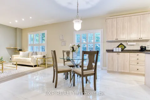 96 Glenmeadow Cres, Hamilton, ON L8E 6C2