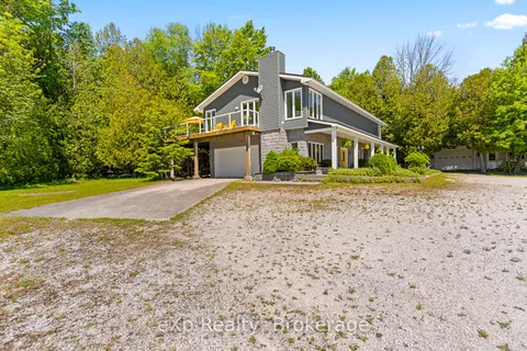900 Berford Street, South Bruce Peninsula, ON N0H 2T0