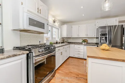 1172 Swan St, North Dumfries, ON N0B 1E0
