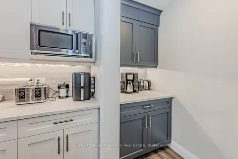 118 Simmonds Dr, Guelph, ON N1E 0S3