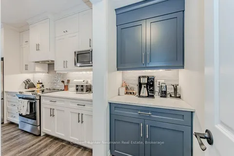 118 Simmonds Dr, Guelph, ON N1E 0S3