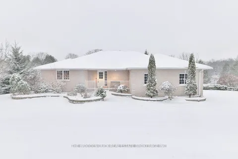 996B Slab St, Madoc, ON K0K 2K0