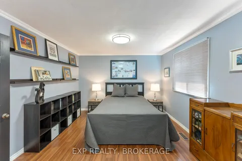 109 VIRGINIA St, Kingston, ON K7K 5Y3