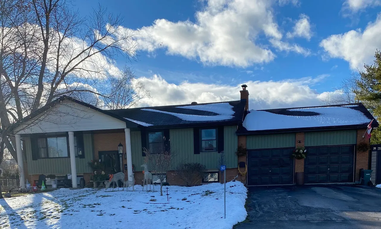 143 Colonial Rd, Belleville, ON K8R 1B8