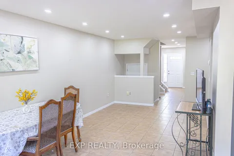 20 Curzon Cres, Guelph, ON N1K 1Z9