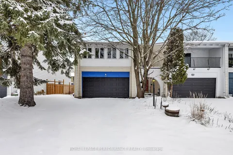 85 Grady Cres, South of Baseline to Knoxdale, ON K2H 5S2