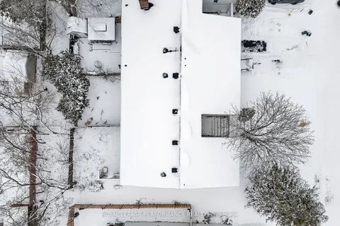 85 Grady Cres, South of Baseline to Knoxdale, ON K2H 5S2