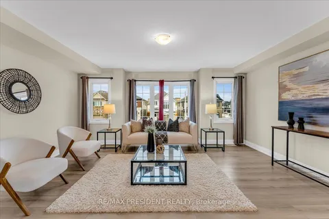 140 Ian Ormston Dr, Kitchener, ON N2P 0K3