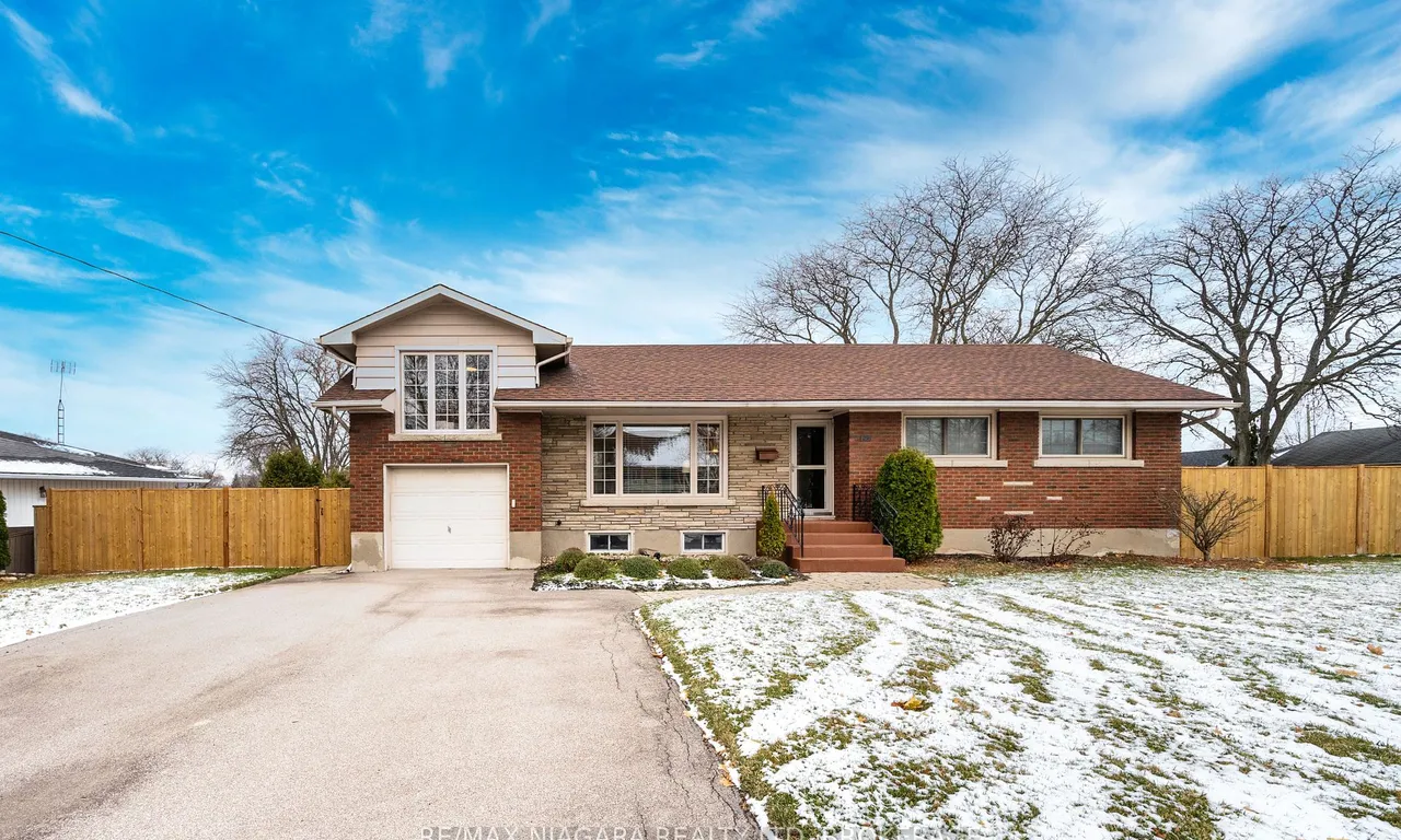 29 Elm Ridge Dr, St. Catharines, ON L2T 2A7