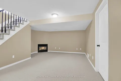 2649 Half Moon Bay Rd, Barrhaven, ON K2J 0Z6