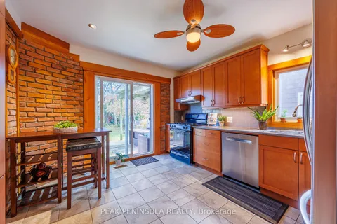 345 College Ave, Norfolk, ON N3Y 4G7