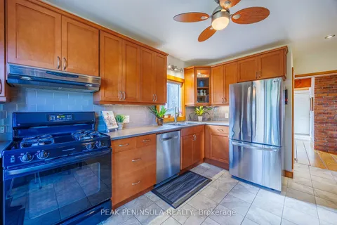 345 College Ave, Norfolk, ON N3Y 4G7