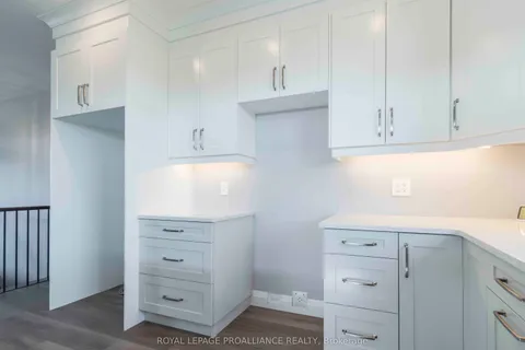 23 MacKenzie John Crescent, Brighton, ON K0K 1H0