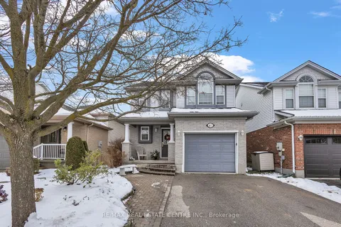 40 Sofron Dr, Cambridge, ON N3C 4G5