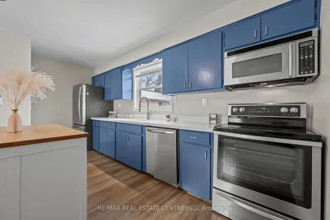 11 Princess St, Brant, ON L4B 1J8