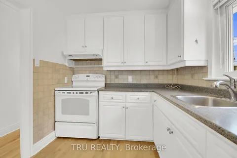 1373 Laperriere Ave, Carlington - Central Park, ON K1Z 7S4